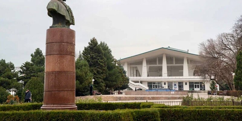 Парк сулеймана стальского в махачкале 2024 фото В Махачкале создадут парк Сулеймана Стальского: Новости