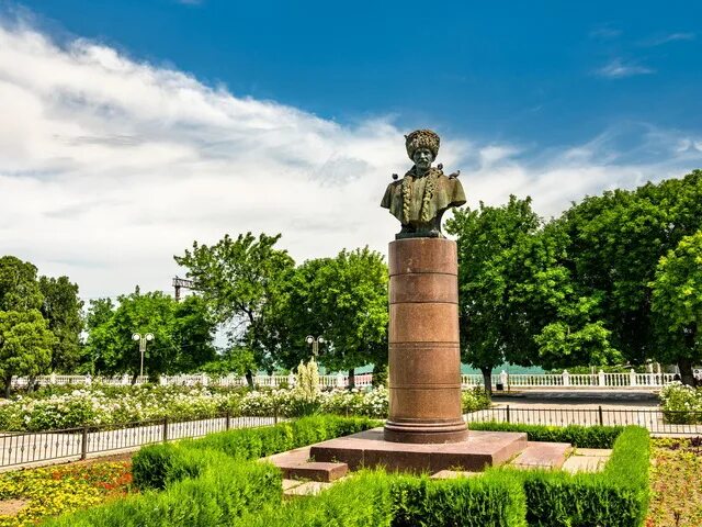 Парк сулеймана стальского в махачкале 2024 фото Отель НОК Журавли (NOK Zhuravli) Гостиница (Республика Дагестан: Махачкала) - бр
