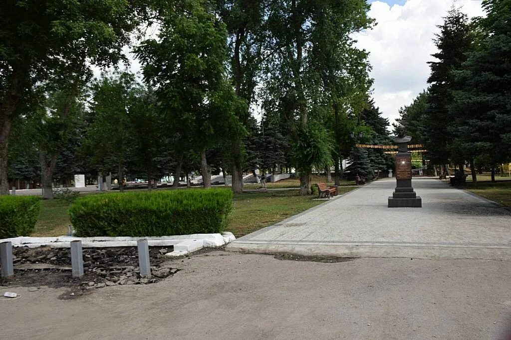 Парк ул пушкина 43 станица староминская фото В станице Староминской приступили ко второму этапу благоустройства парка 30-лети