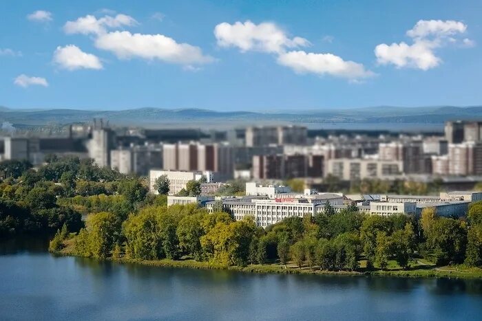 Парк ургупс екатеринбург фото В УрГУПС объяснили, почему решили огородить территорию забором, 10 марта 2021 го