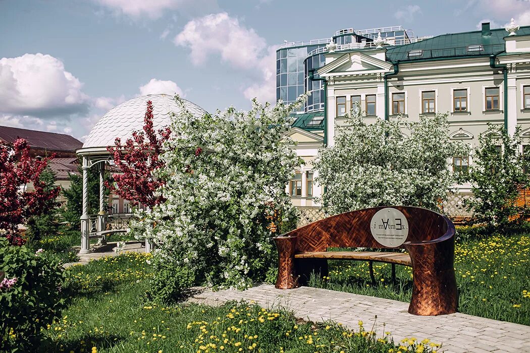 Парк весна казань фото Весна в Казани: цветущие деревья в парках и скверах - фото - Инде