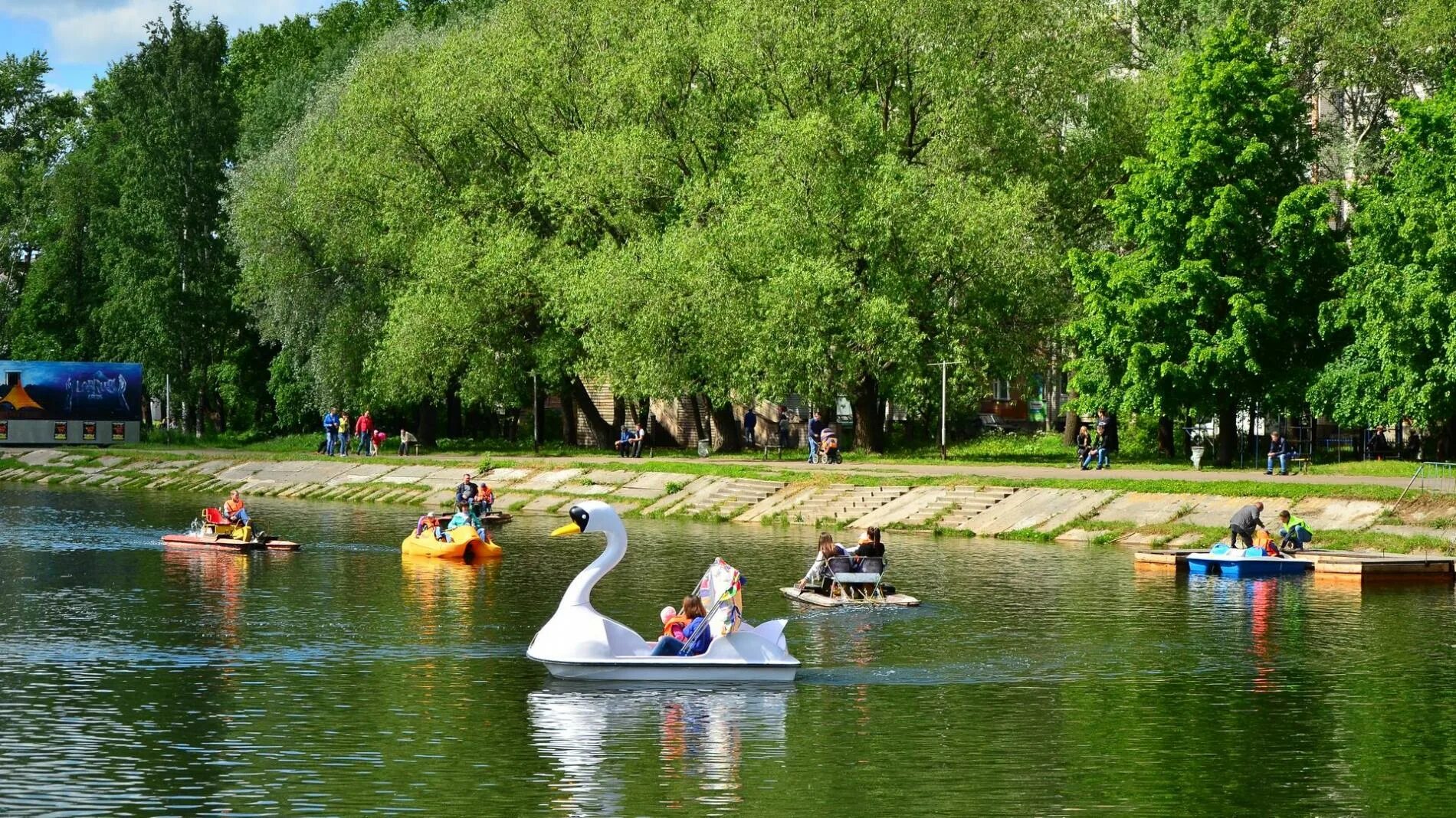 Парк ветеранов вологда сегодня фото Парк Ветеранов благоустроят за счет средств инвестора или по федеральной програм