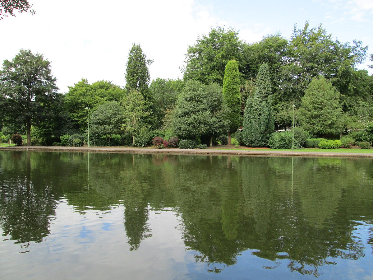 Парк виктория ул горького 285 фото Category:Victoria Park, Tunstall - Wikimedia Commons
