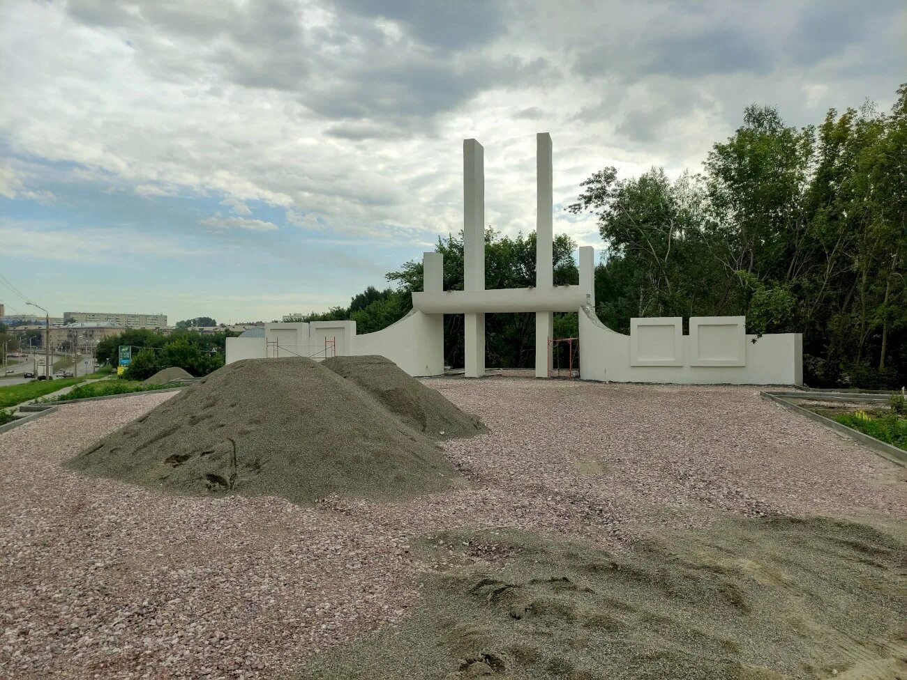 Парк юбилейный барнаул фото Там, на неведомых дорожках. Как барнаульский парк "Юбилейный" обзаводится соврем