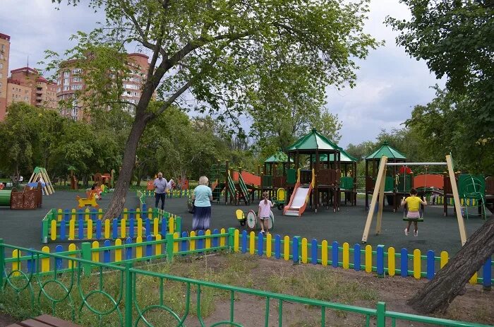 Парк юннатов омск парк юннатов фото Благоустройство "Городского сада" и сада Юннатов в Омске завершится 1 сентября О