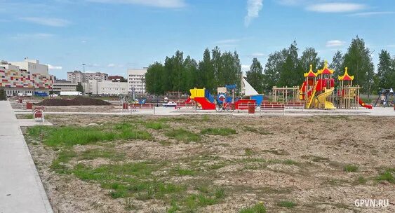 Парк юности великий новгород парк юности фото В ближайшее время в парке Юности начнут шлифовать бетон на дорожках: Яндекс.Ново