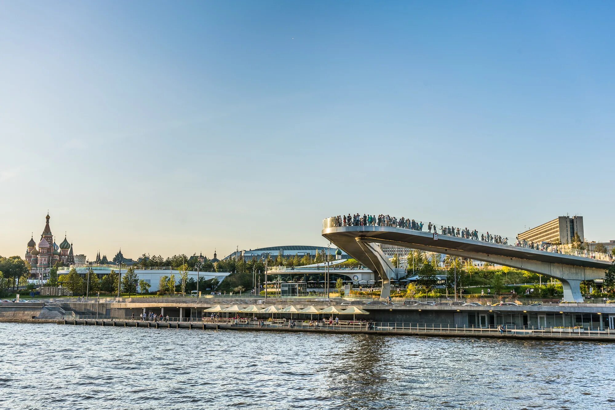 Парк зарядье москва мост фото Набережная