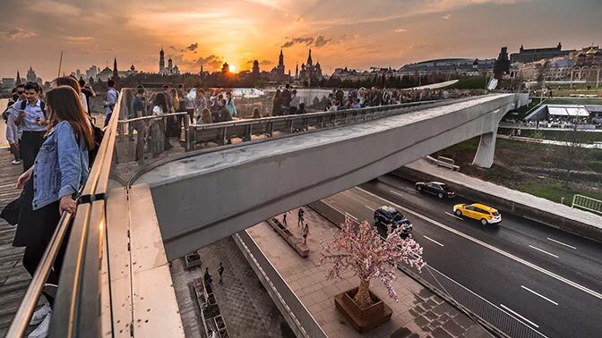 Парк зарядье москва мост фото парящий Синоптики рассказали, каким будет лето в России в 2019 году