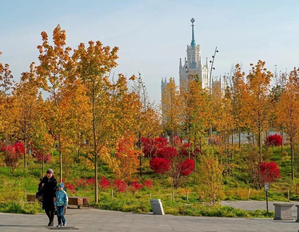 Парк зарядье осенью фото Осень парк в москве - Фото