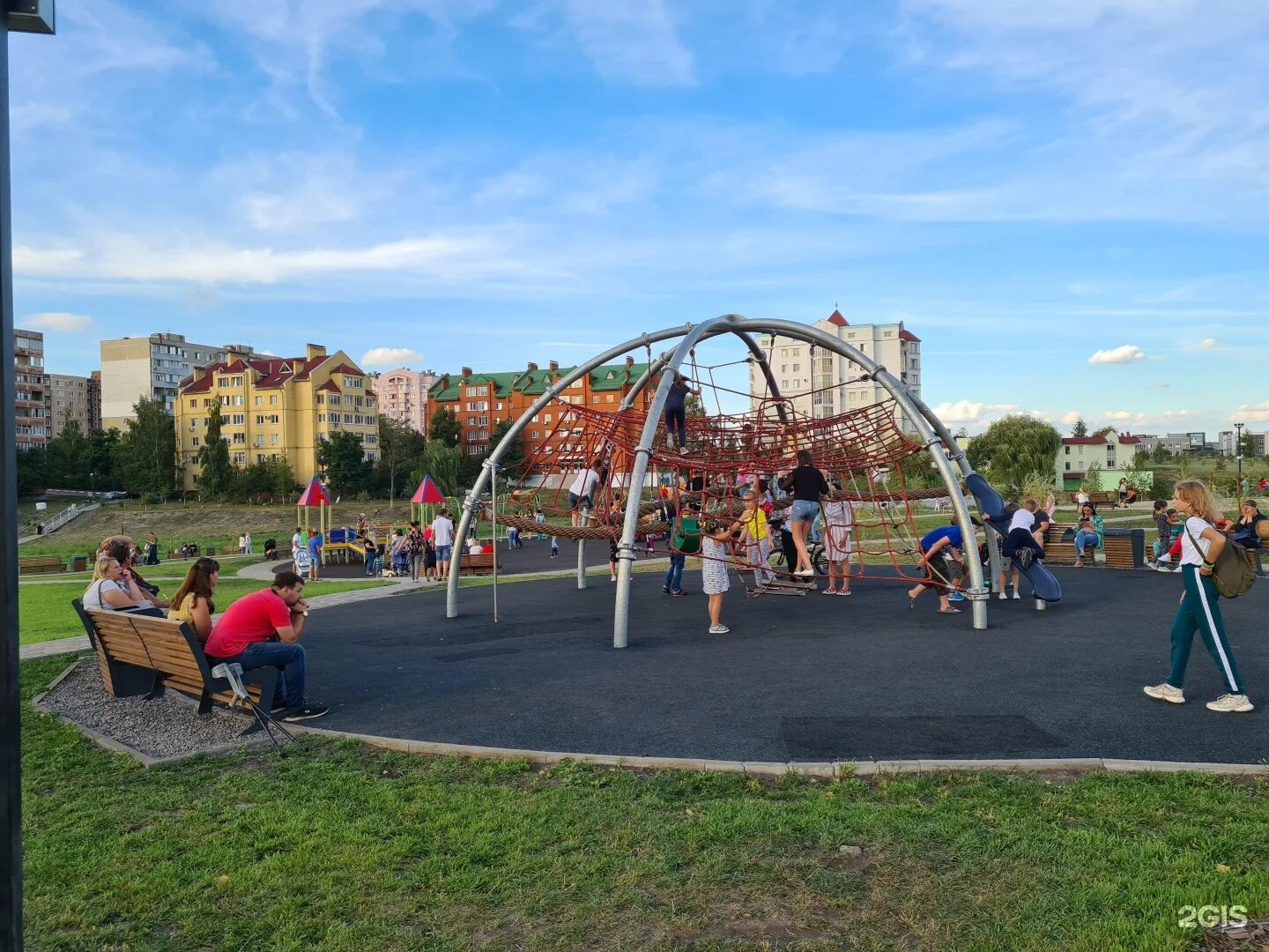 Парк зеленый лог старый оскол фото Старый Оскол, Парк "Зелёный лог" - 2ГИС