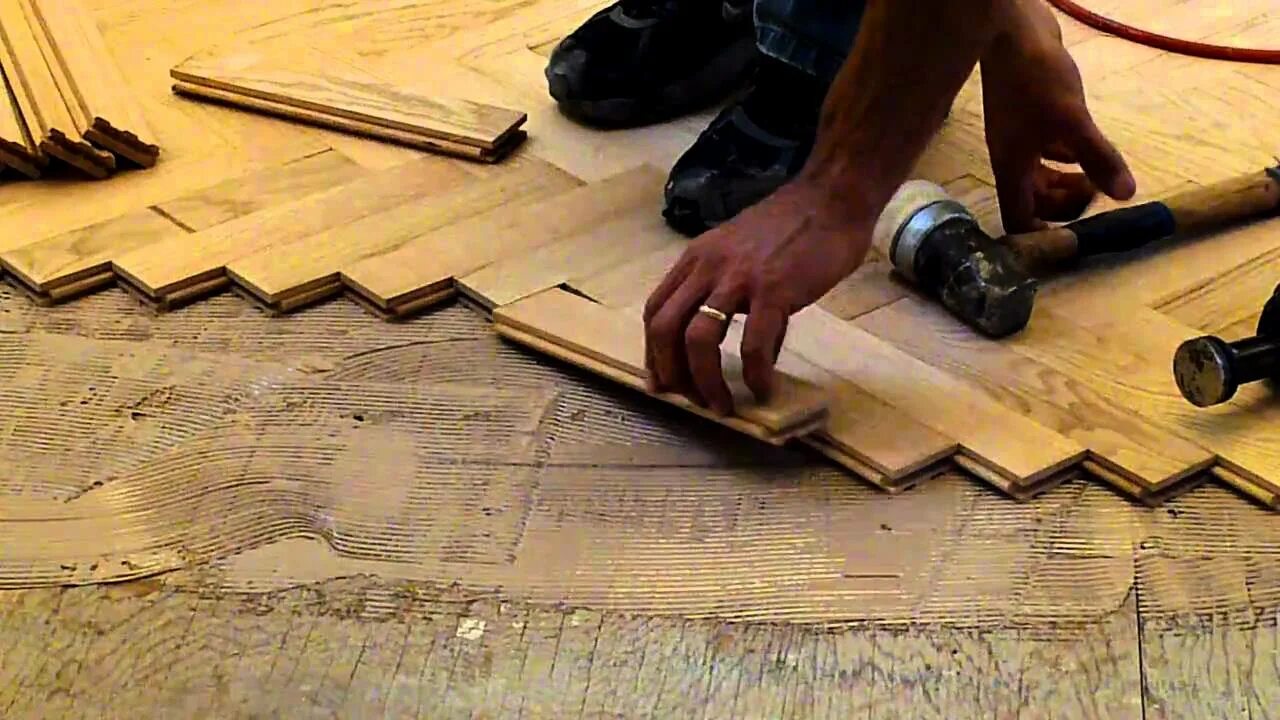 Паркет своими руками в домашних условиях Installing Hardwood Red Oak Herringbone Floor - NJ Kitchens and Baths - YouTube