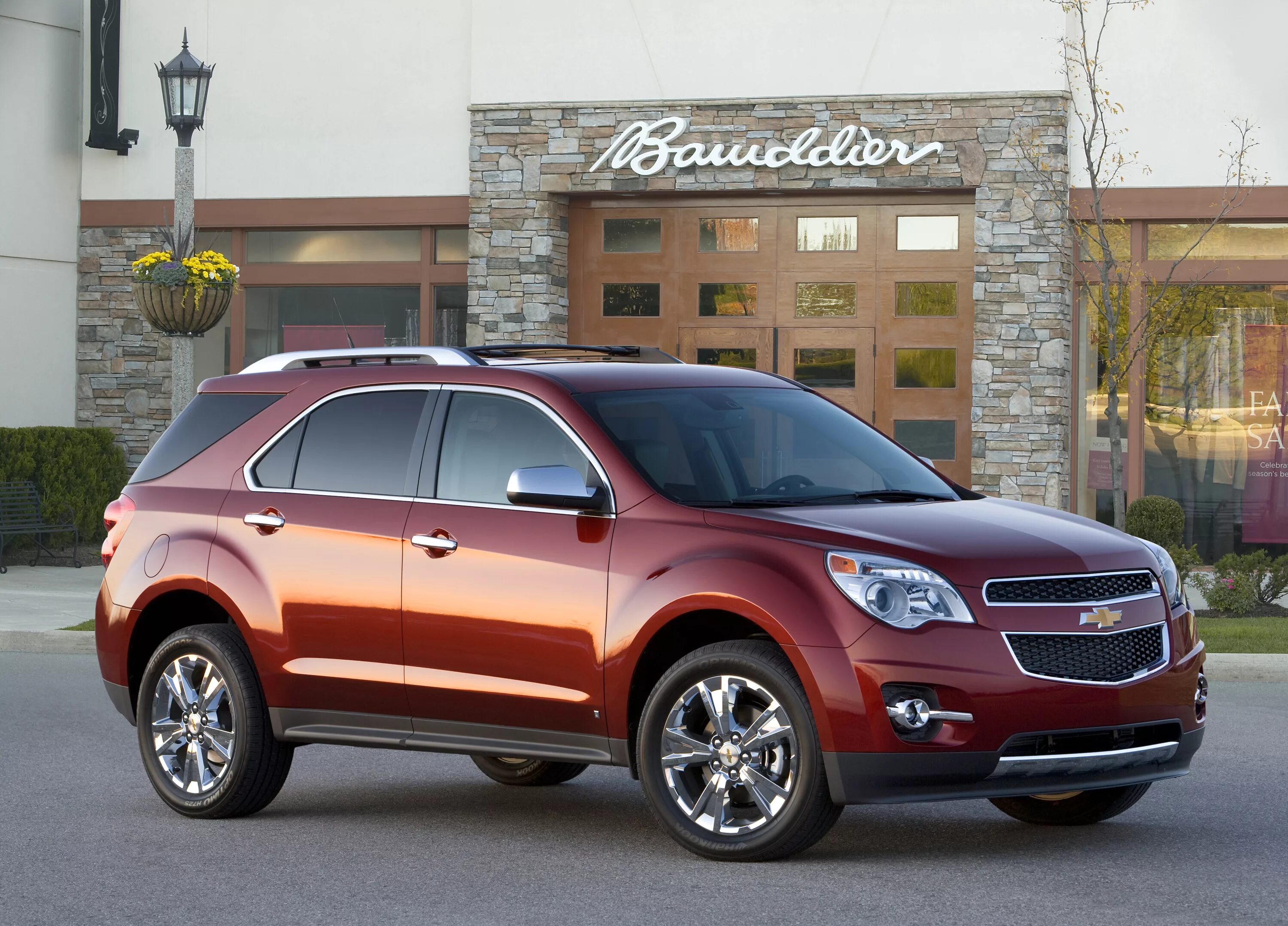 Паркетник машина марки фото Шины и диски для Chevrolet Equinox 2010 3.0i II, размер колёс на Шевроле Екуинох