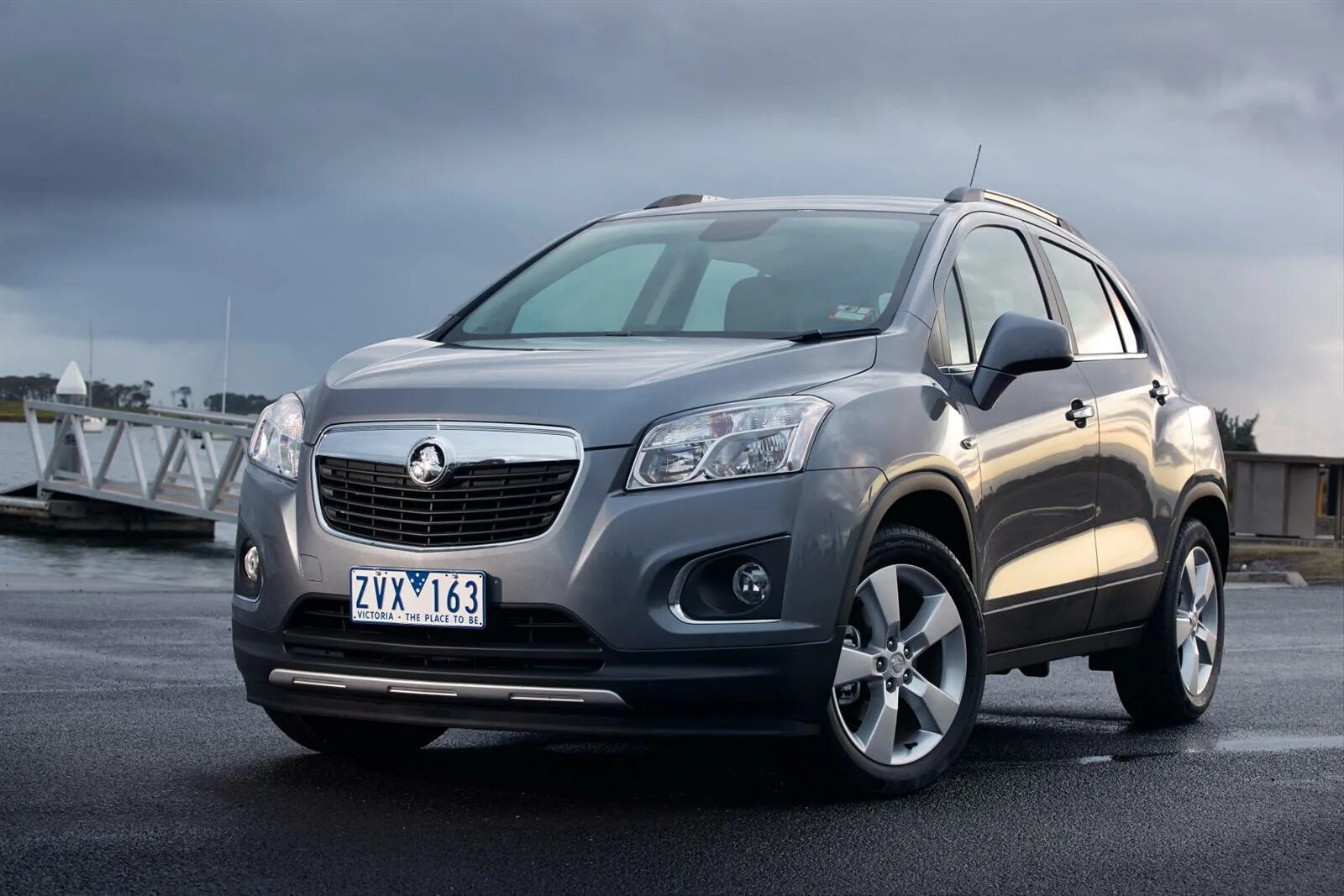 Паркетник машина марки фото 2014 Holden Trax Image. Photo 36 of 46