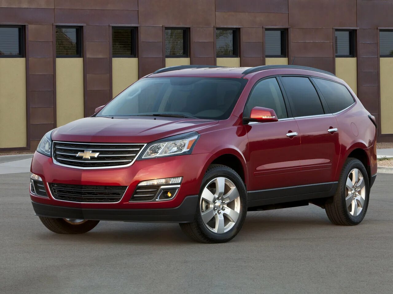 Паркетники шевроле фото Chevrolet Traverse 1 поколение рестайлинг, внедорожник 5-дверный - технические х