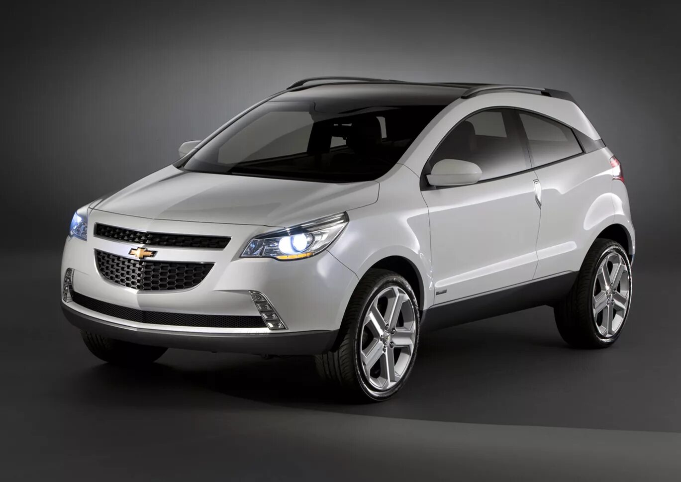 Паркетники всех марок фото Chevrolet Reveals the GPiX Crossover Coupe Concept