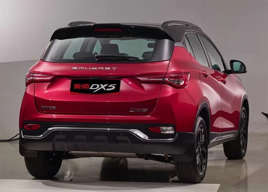 Паркетники всех марок фото Кроссовер SouEast DX5 2019, цена, характеристики