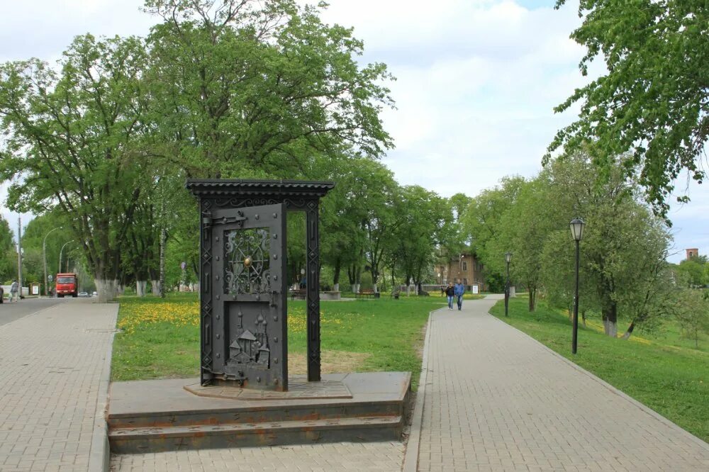 Парки вологды фото Картинки КРЕМЛЕВСКИЙ ПАРК ВОЛОГДА