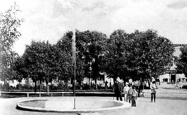 Парки воронежа старые фото два фонтана в ВОРОНЕЖЕ. РЕДКАЯ ФОТОГРАФИЯ ФОНТАНА В КОЛЬЦОВСКОМ СКВЕРЕ. РАБОТПЕТ