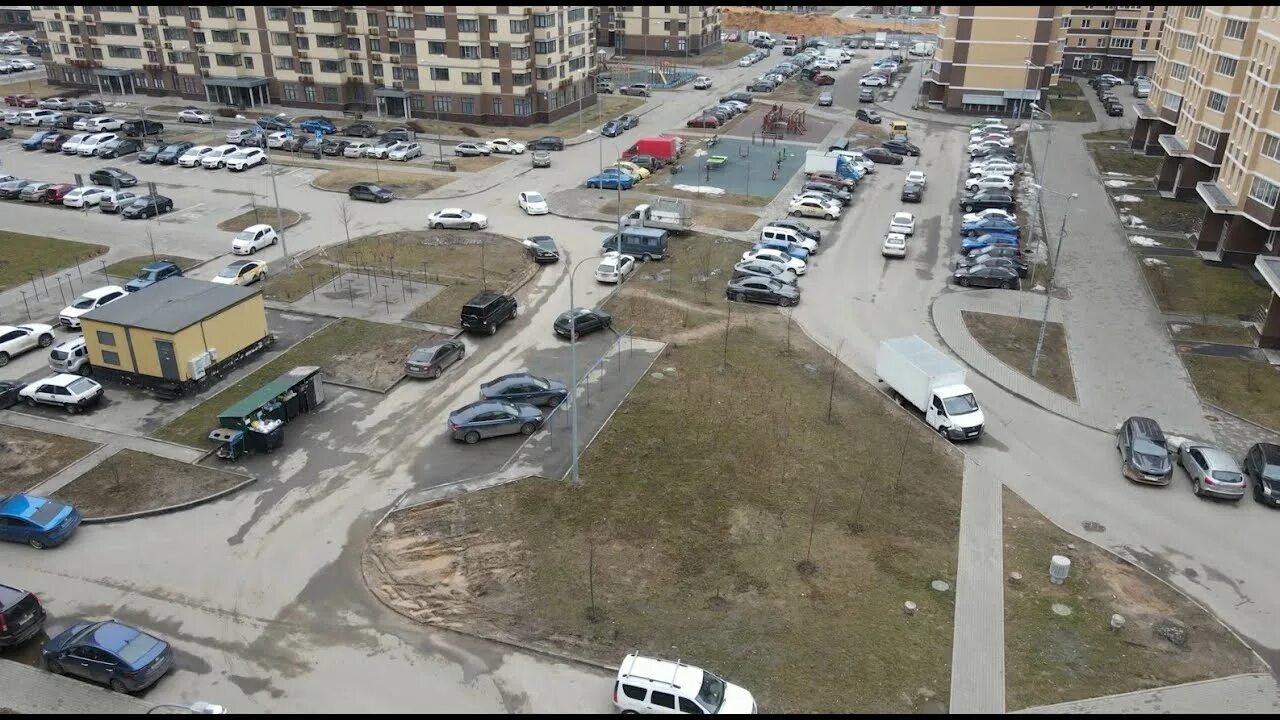 Парковка пушкинская ул 8 фото Мешают проезду. В микрорайоне "Новое Пушкино" решается проблема с парковочными м