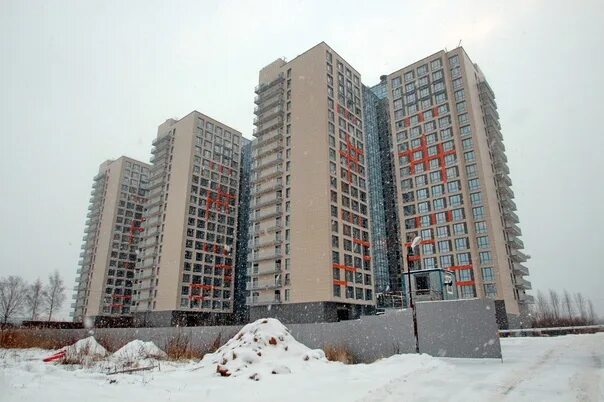 Парнас ул меркурьева 7 фото On Merkuriev Street on Parnassus, the construction of a 20-storey apartment hote