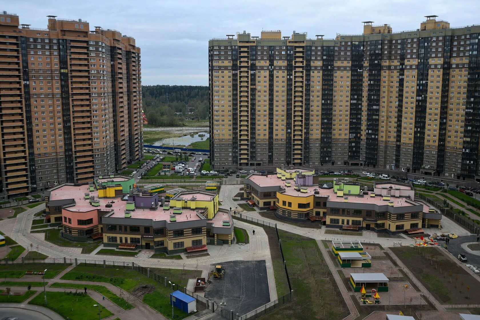Парнас ул меркурьева 7 поселок парголово фото Северная долина": город в городе - 9 ноября 2016 - ФОНТАНКА.ру