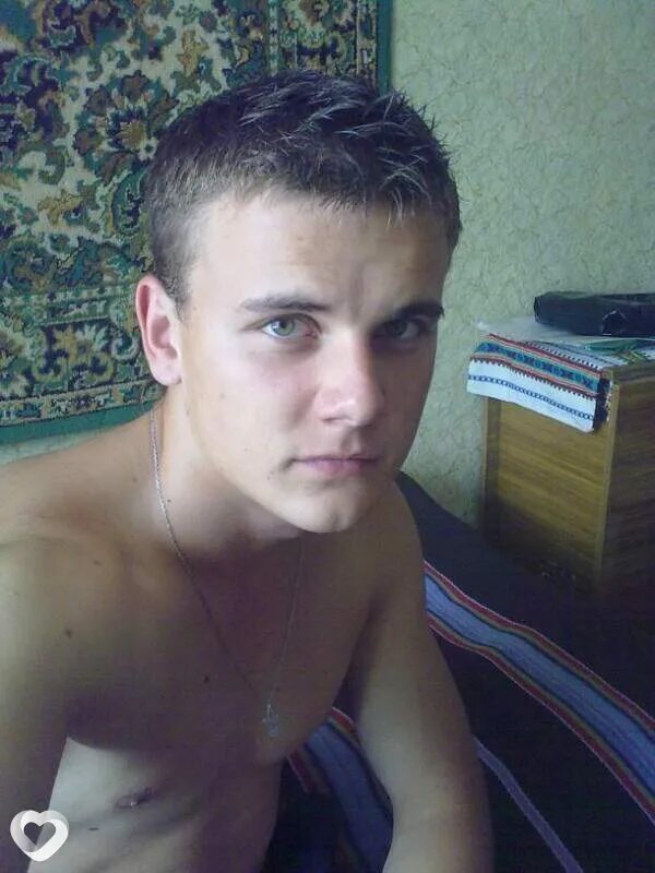 Парни 15 домашние фото Александр, 28 лет, водолей, Курск. Анкета знакомств на сайте Tabor.ru