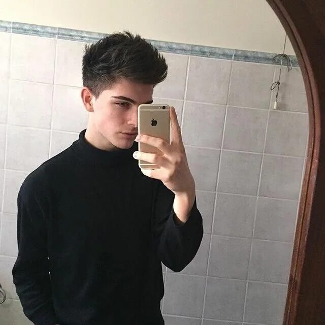Парни фото на аву 16 Pinterest Tumblr mirror selfies, Mirror selfie, Mirror selfie poses