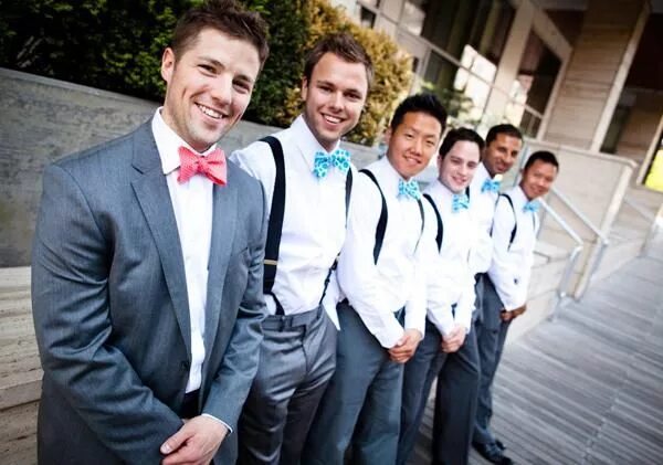 Парни на свадьбе фото Pin by Катя Пулина on Свадьба_съемка Wedding groomsmen, Bowtie and suspenders, G