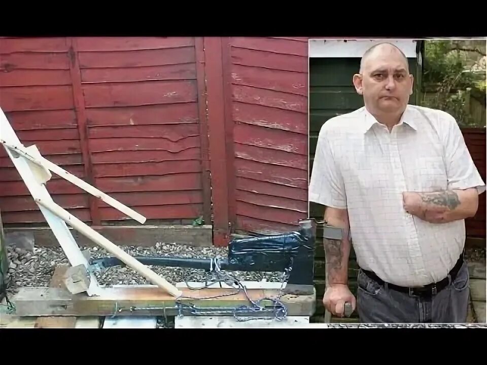 Парни самодельный man builds guillotine to CHOP OFF own hand - YouTube