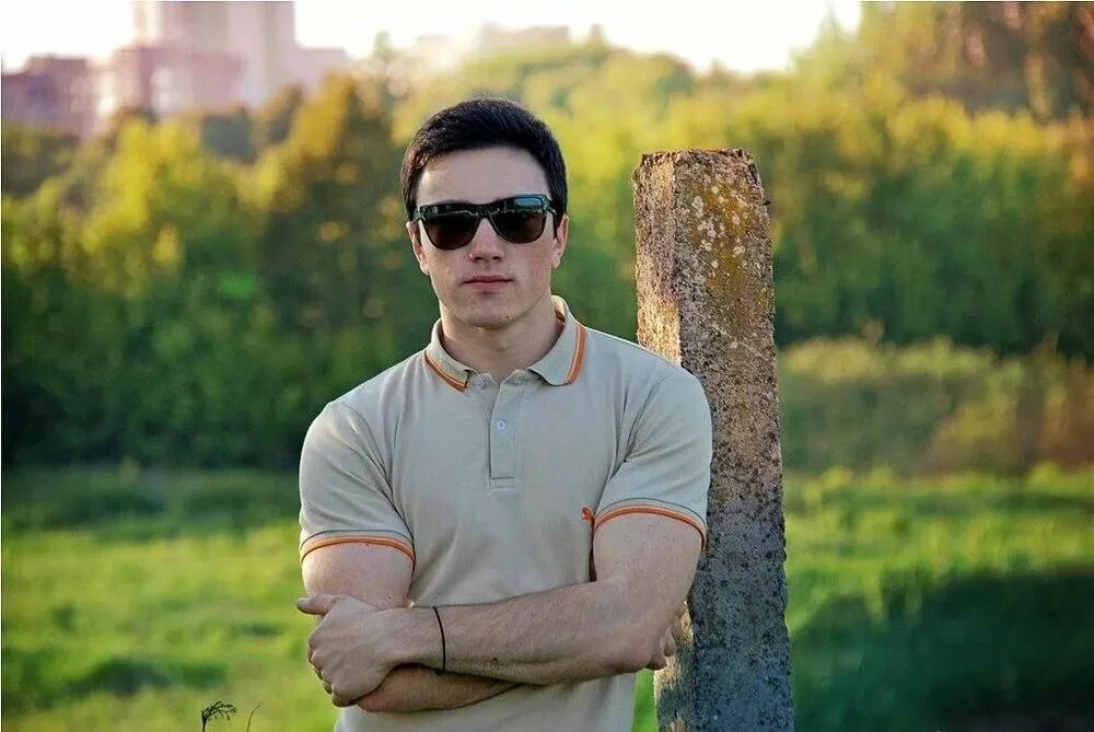 Парни в очках фото реальные Sunlight, ювелирный гипермаркет в Красноярске на улица Телевизорная, 1 ст90 - от