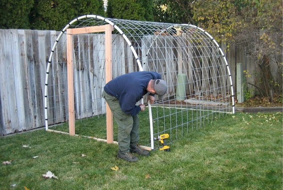 Парник из труб своими руками фото thrifty greenhouse Drivhus diy, Grønt hjem, Hyttehage