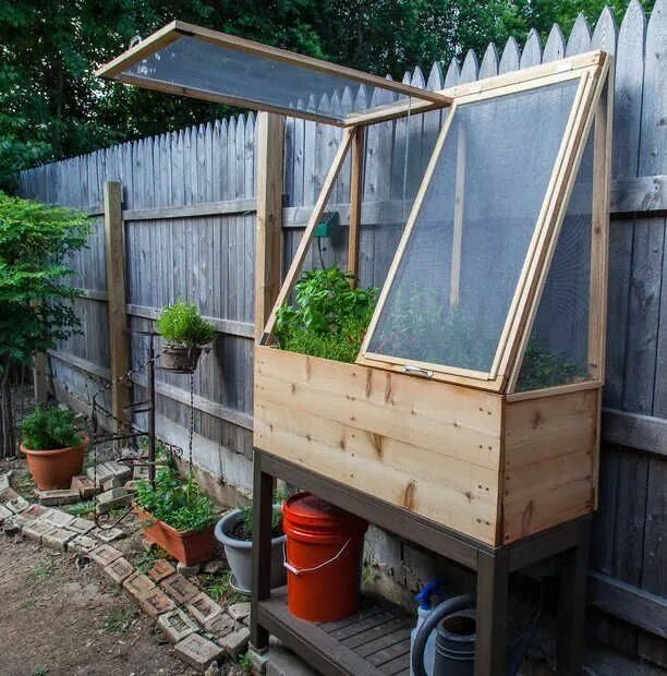 Парники для дачи своими руками Risen Garden Bed with Cover Idée aménagement jardin, Design de jardin potager, A