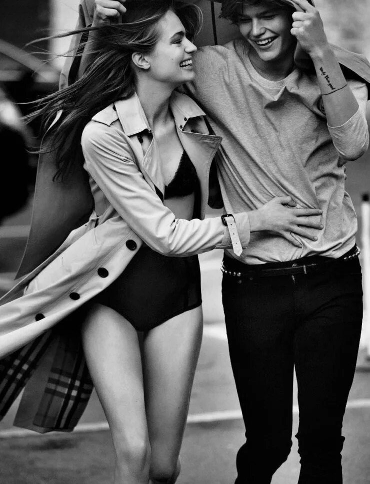Парные черно белые фото My Bookmarks Fashion editorial couple, Editorial fashion, Mario testino