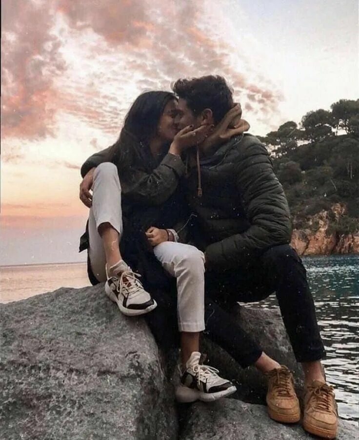 Парные фото на аву сердце Pin by mauro ronconi on 0,511 Boyfriend goals teenagers, Cute couples, Couple ph