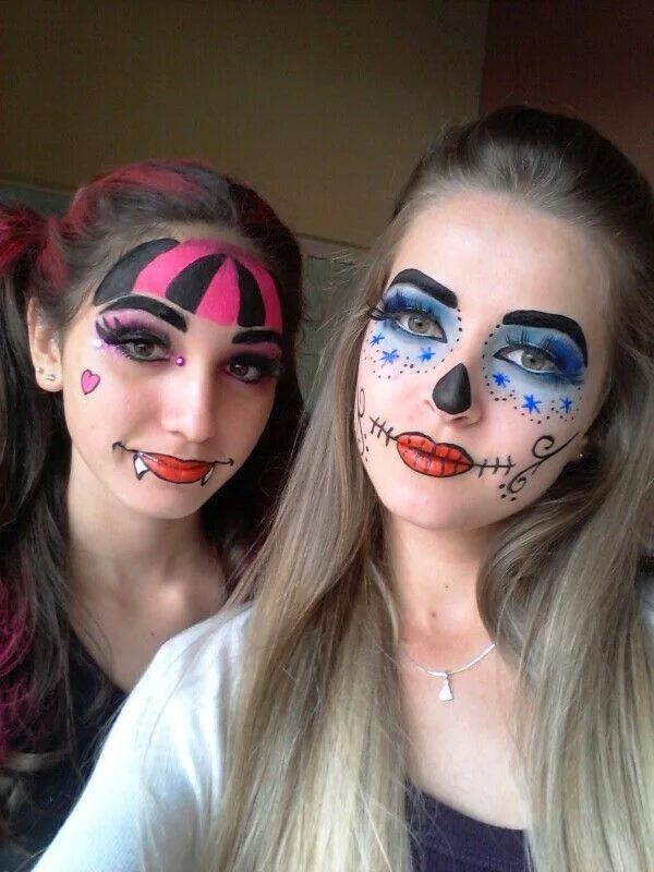 Парные макияжи с подругой легкие и красивые Monster high, Draculaura & Skelita Monster face painting, Face painting hallowee
