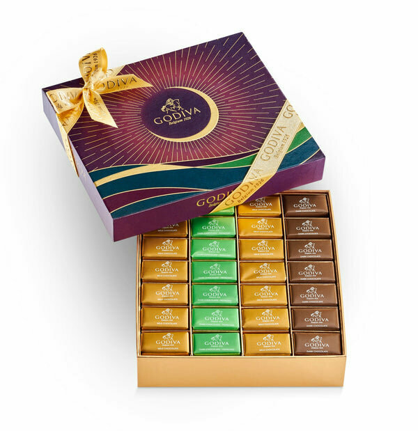 Пародия на дубайский шоколад фото Godiva Chocolate Confectionery, confectionary, 15/8, Crescent Drive Street, Duba