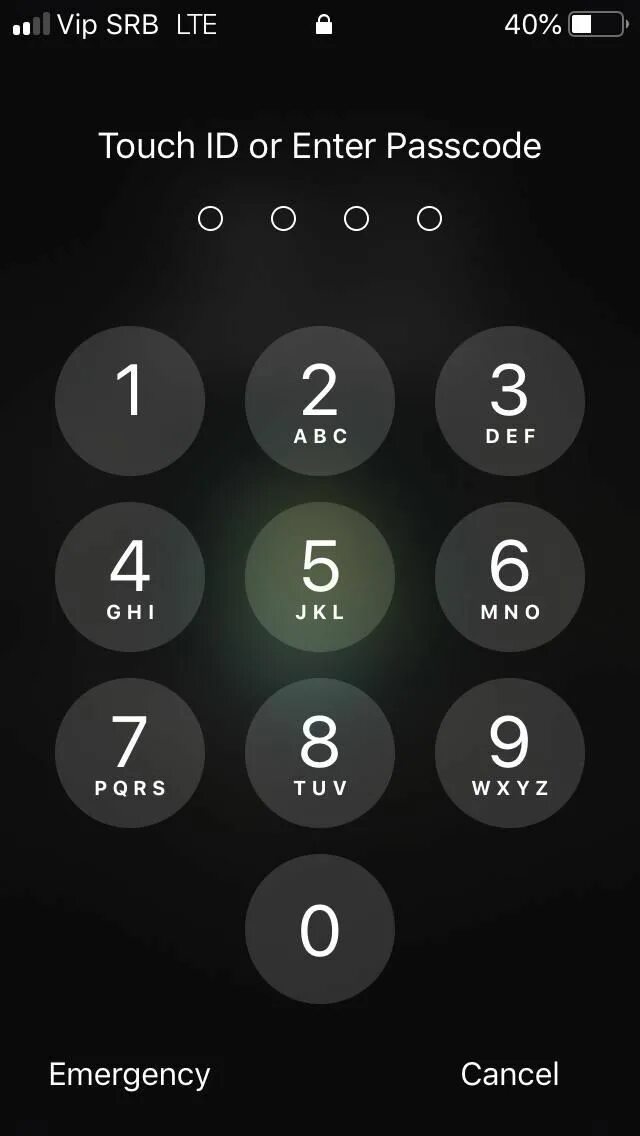 Пароль на фото на айфоне 11 Why do lock screen password numbers have letters? Is there any use for them?http