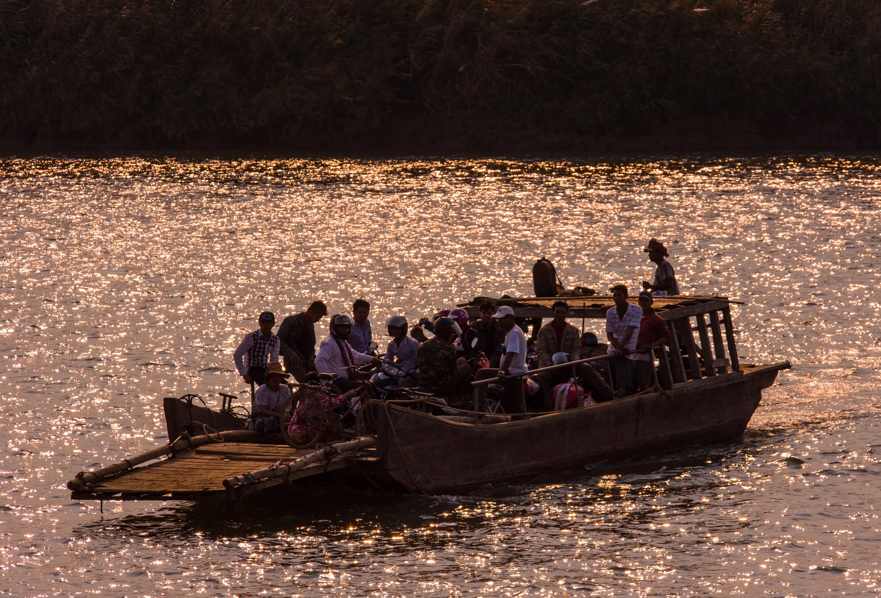 Паром на реке фото Free Images : water, boat, ship, boot, vehicle, cross, ferry, shipping, mekong r
