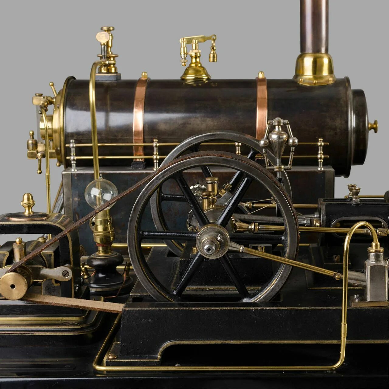 Паровая машина фото Rare Steam Engine Toy by Märklin also Called Electrical Manufacture, circa 1890 