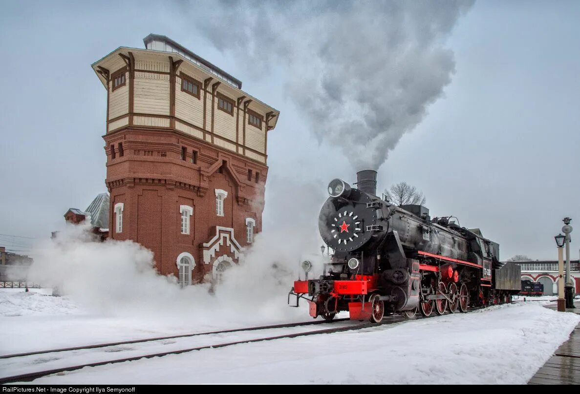 Паровоз летняя ул 20 фото RailPictures.Net Photo: Russian Railways Steam 2-10-0 at Moscow, Russia by Ilya.