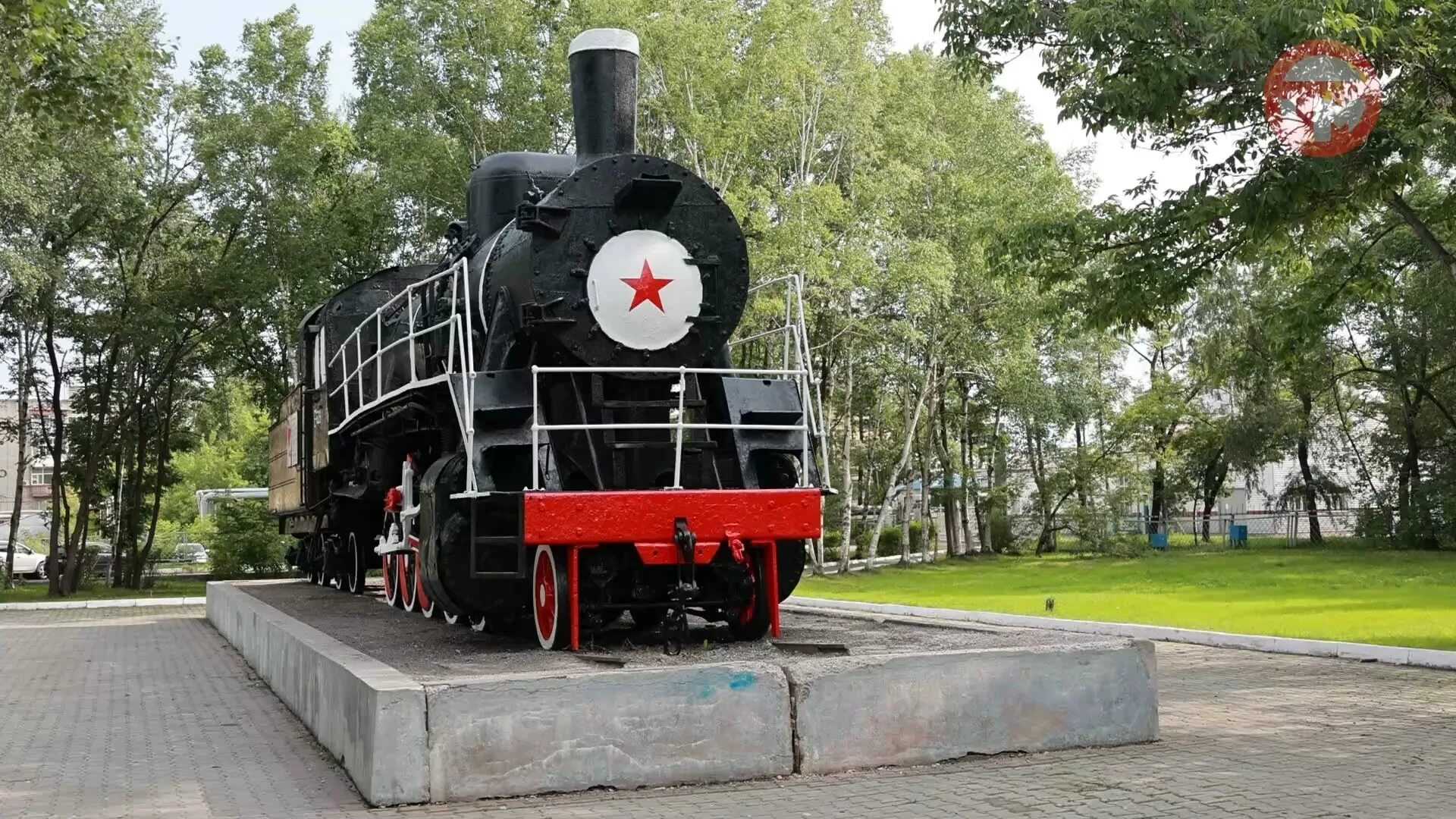 Паровоз летняя ул 20 фото Паровоз на Слободе отреставрировали рабочие локомотиво-ремонтного завода - смотр