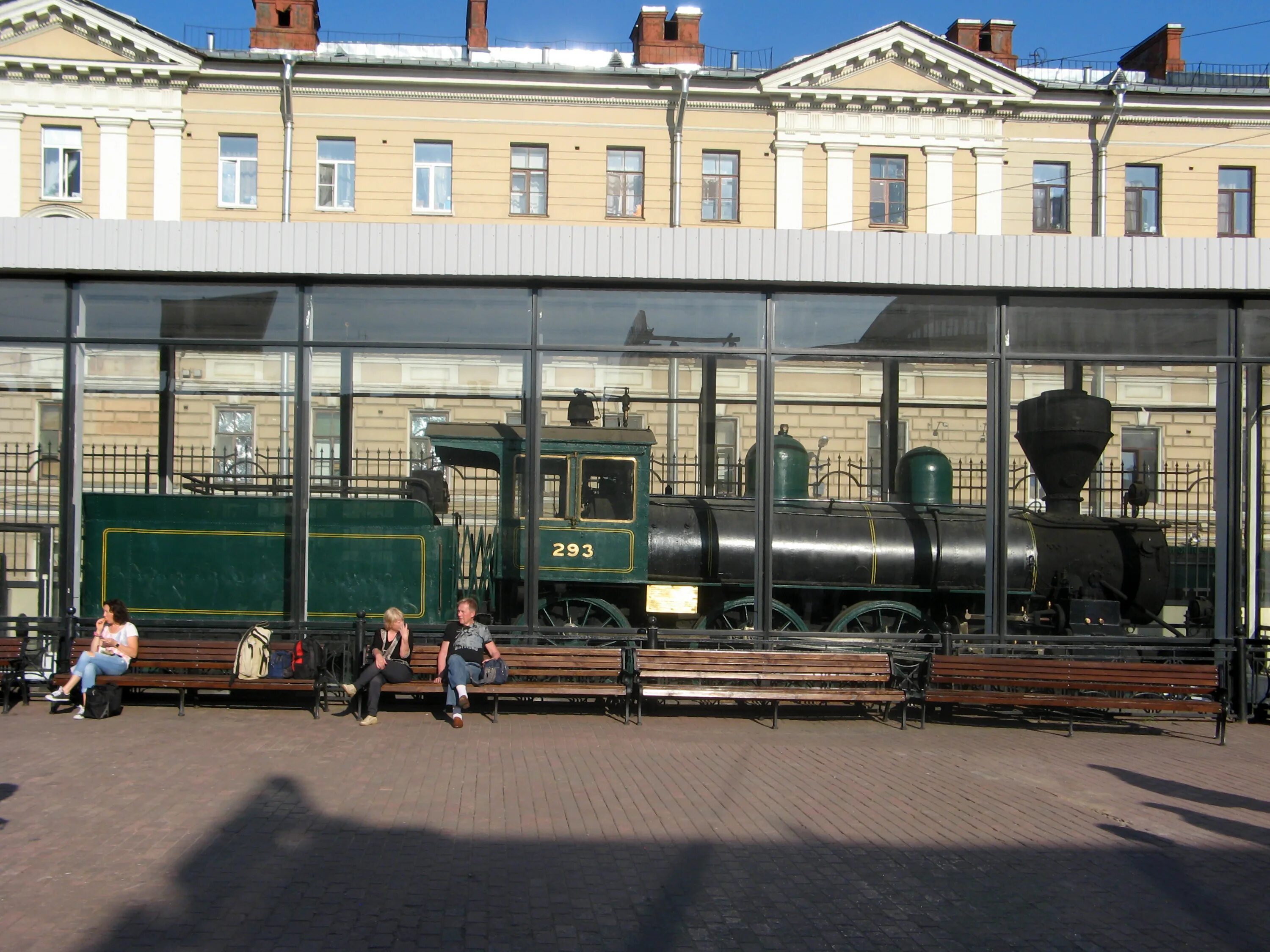 Паровоз на финляндском вокзале фото File:Паровоз на Финляндском вокзале.jpg - Wikimedia Commons