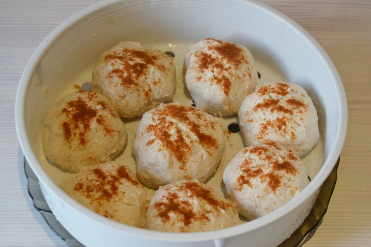 Паровые котлеты в мультиварке фото Куриные котлеты ПП на пару в мультиварке рецепт с фото пошагово - 1000.menu