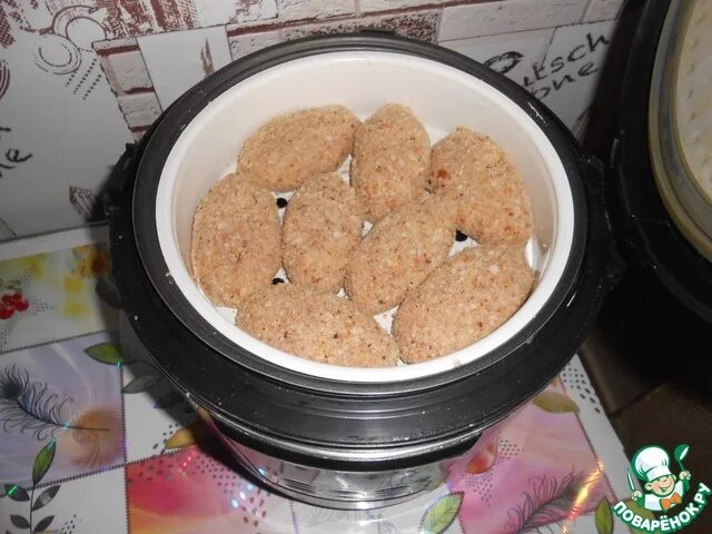 Паровые котлеты в мультиварке фото Котлеты на пару в мультиварке - кулинарный рецепт