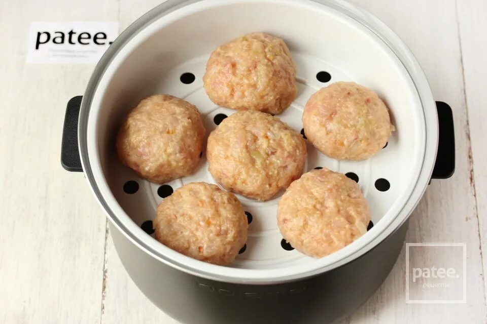 Паровые котлеты в мультиварке рецепты с фото Куриные котлеты на пару в мультиварке - рецепт для мультиварки - Patee. Рецепты