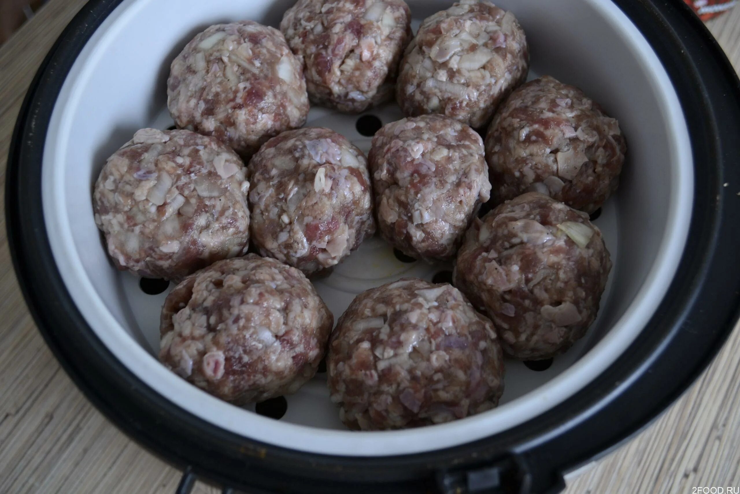 Паровые котлеты в мультиварке рецепты с фото Сколько готовить паровые котлеты: найдено 76 изображений