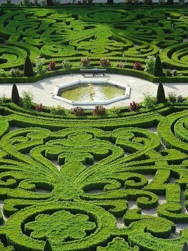Партер в ландшафтном дизайне MADABOUT GARDEN DESIGN Parterre garden, Garden fountains, Garden hedges