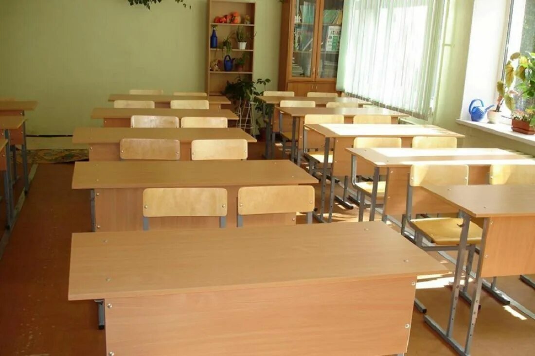 Парты в колледже фото 1б