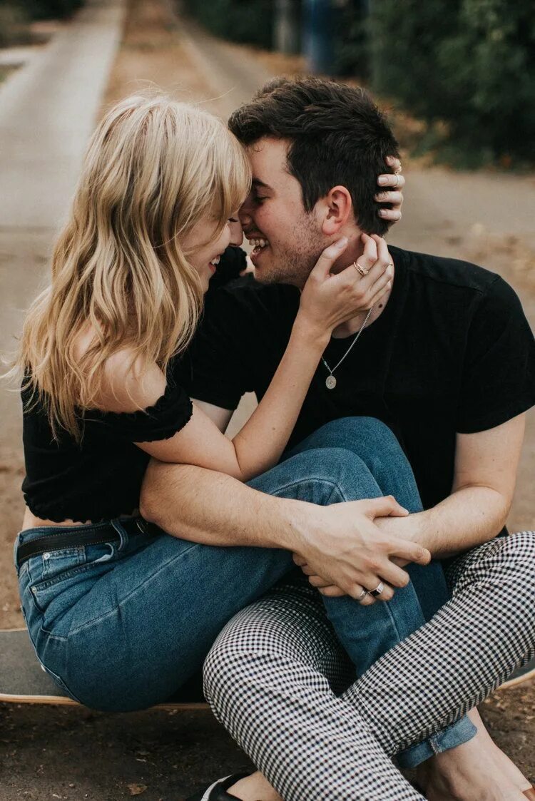 Пару фото как правильно Pinterest+vsco+insta/ blakeissiah Couple photoshoot poses, Couple photography po