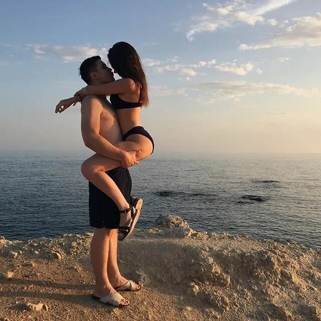 Пару фото как правильно Pin de Ð ÐµÐ³Ð`Ð½Ð ° ÐÑÐµÑÑ em крым Fotos de casais praia, Casais de praia, Pose